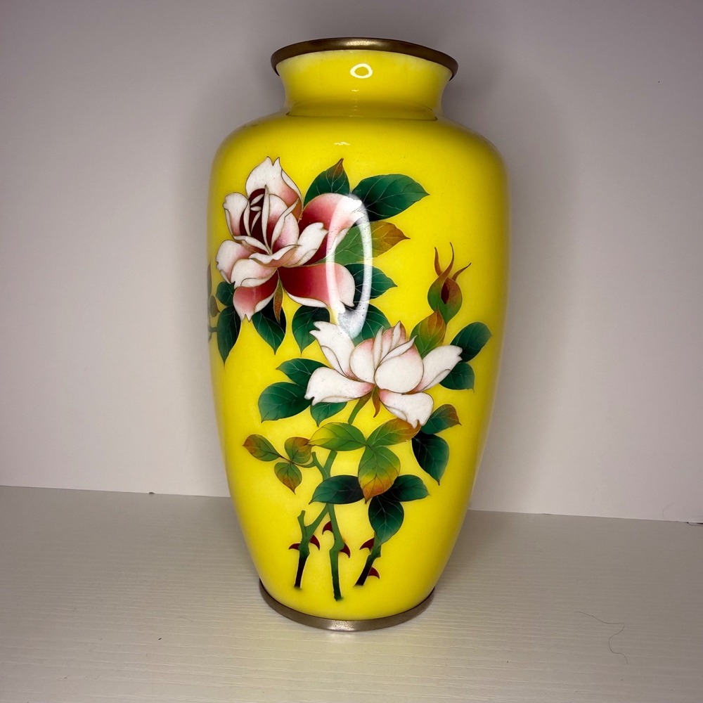 Vintage Japan‎ Cloisonne Yellow Enamel Floral Rose Vase 7.25 Inch Showa Era